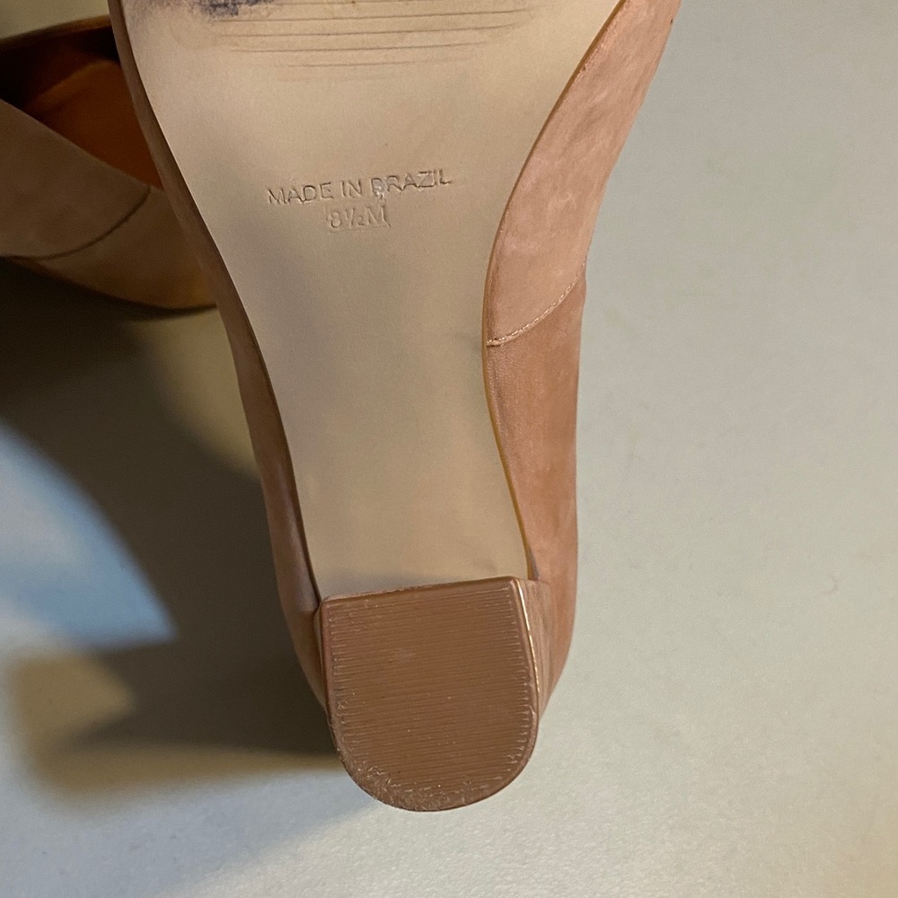 Steve Madden Nude/Tan Pointed Toe Pumps - Picture 5 of 6